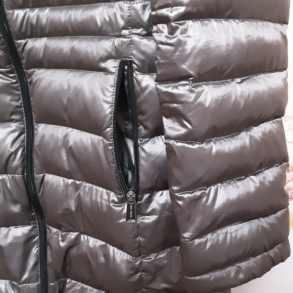 Andrew Marc Packable Coat Womens Large - Picture 4 of 13